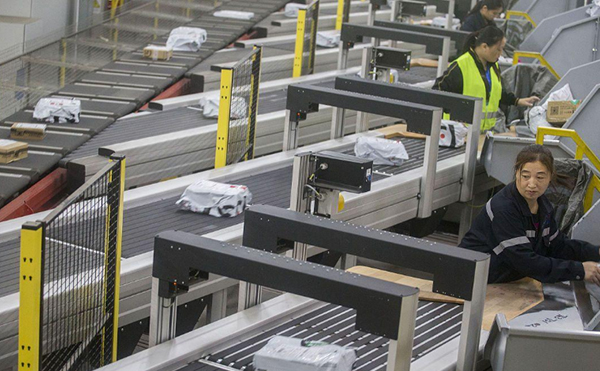 掃碼稱重測(cè)體一體機(jī),DWS物流設(shè)備,DWS掃碼稱重測(cè)體設(shè)備