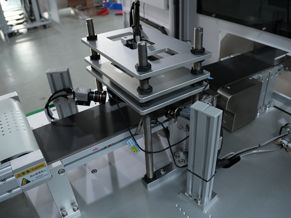 電池極柱視覺(jué)檢測(cè)設(shè)備,電池視覺(jué)檢測(cè)設(shè)備,視覺(jué)檢測(cè)設(shè)備