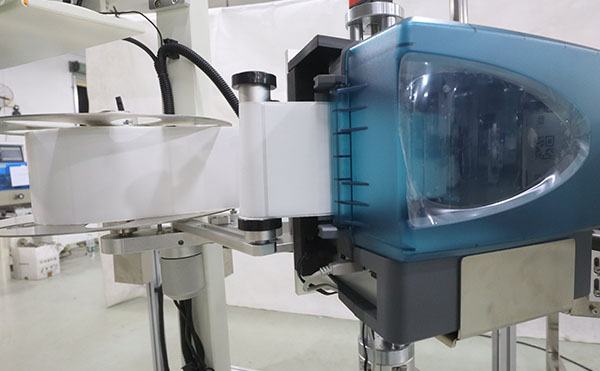 即時打印貼標機,打印貼標機,全自動貼標機生產廠家,高臻智能